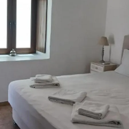 Beautiful Santorini 1 Bedroom Laxus Villa