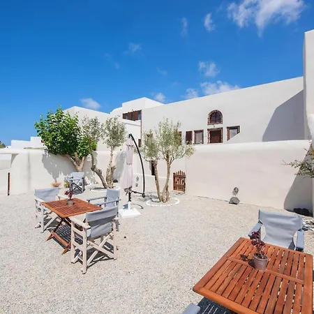 Willa Beautiful Santorini 1 Bedroom Laxus Pýrgos